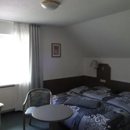 Egerer 3*