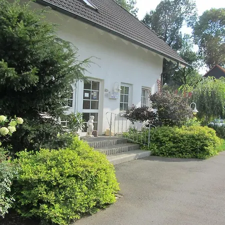 Egerer 3*