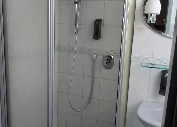 ゲストハウス Egerer Bad Köstritz